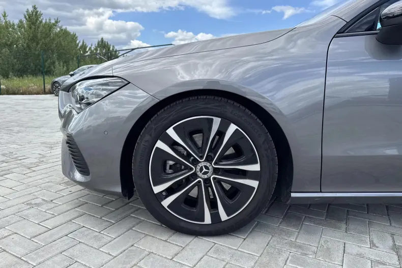 Mercedes-Benz CLA din 2024 cu 3.700 km - oferta MER133482 - foto 16