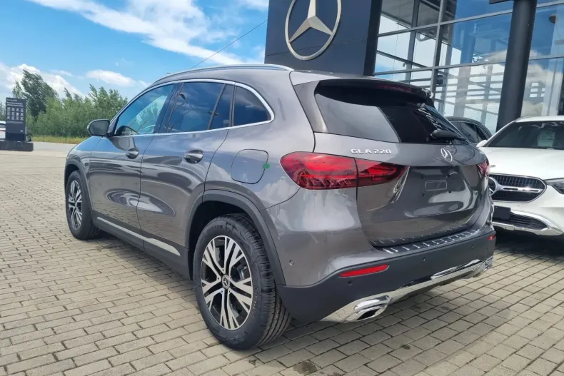 Mercedes-Benz GLA din 2025 cu 1 km - oferta MER133484 - foto 5