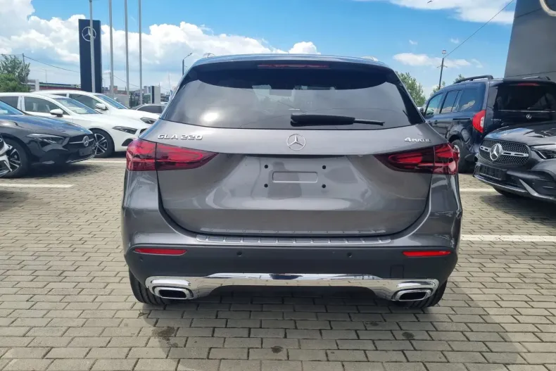 Mercedes-Benz GLA din 2025 cu 1 km - oferta MER133484 - foto 10