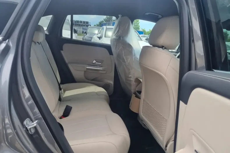 Mercedes-Benz GLA din 2025 cu 1 km - oferta MER133484 - foto 16