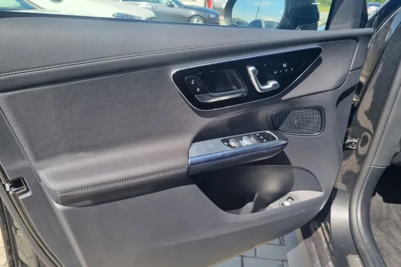 Mercedes-Benz GLC din 2024 cu 1 km - oferta MER133486 - foto 21