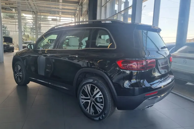 Mercedes-Benz GLB din 2025 cu 1 km - oferta MER133487 - foto 4