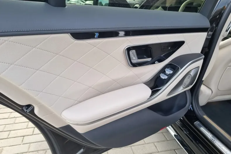 Mercedes-Benz S din 2024 cu 18.000 km - oferta MER133488 - foto 19