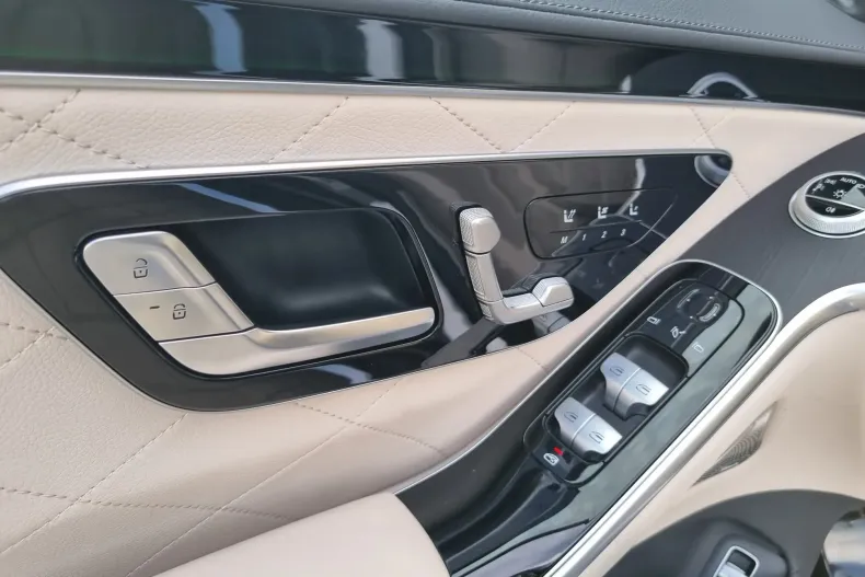 Mercedes-Benz S din 2024 cu 18.000 km - oferta MER133488 - foto 27