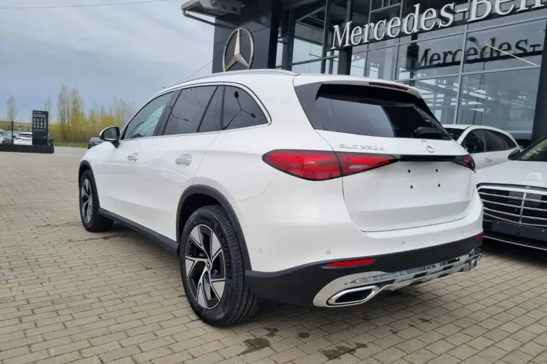 Mercedes-Benz GLC din 2025 cu 1 km - oferta MER133494 - foto 8