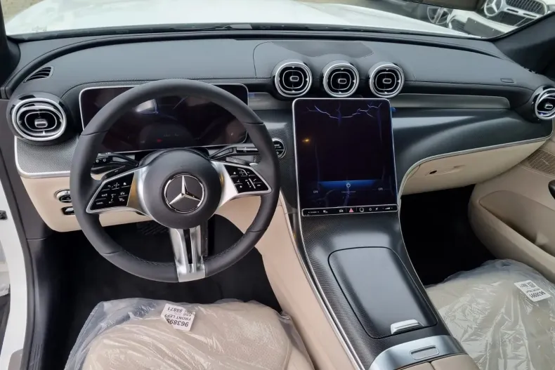 Mercedes-Benz GLC din 2025 cu 1 km - oferta MER133494 - foto 13