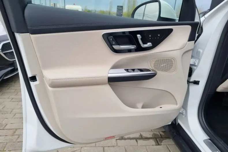 Mercedes-Benz GLC din 2025 cu 1 km - oferta MER133494 - foto 26