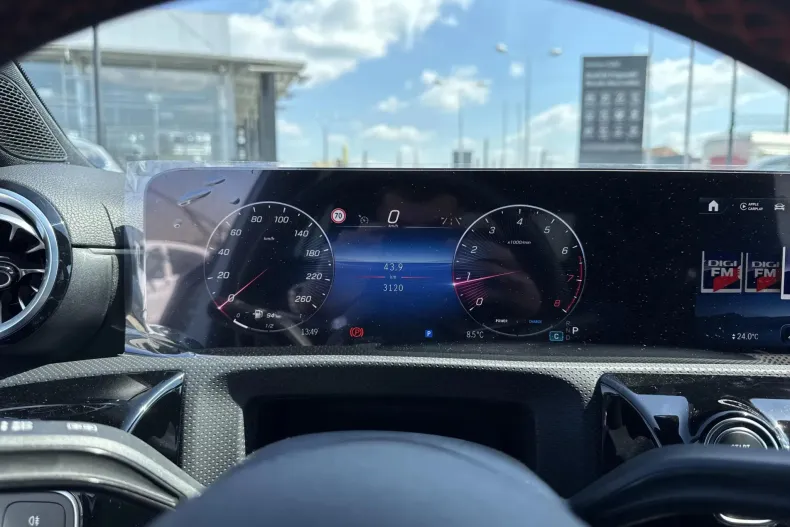 Mercedes-Benz A din 2023 cu 3.150 km - oferta MER133495 - foto 11