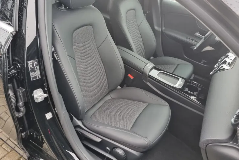 Mercedes-Benz A din 2025 cu 1 km - oferta MER133496 - foto 14