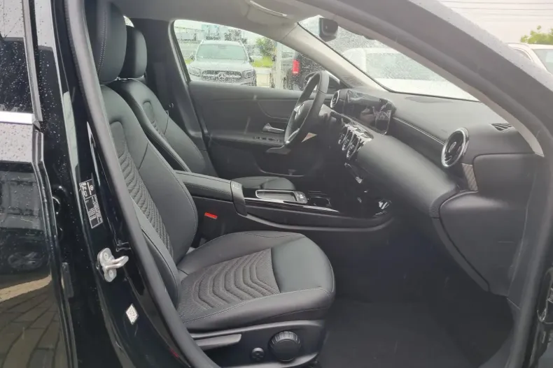 Mercedes-Benz A din 2025 cu 1 km - oferta MER133496 - foto 37