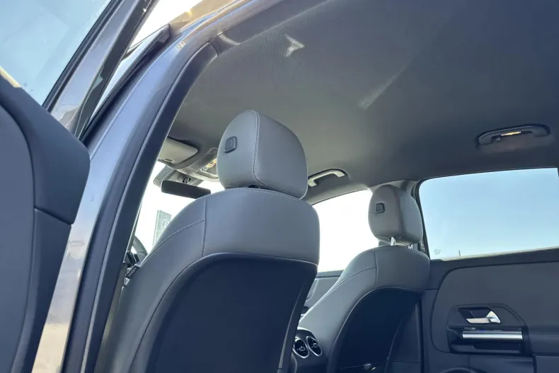 Mercedes-Benz EQA din 2024 cu 5.000 km - oferta MER133500 - foto 10