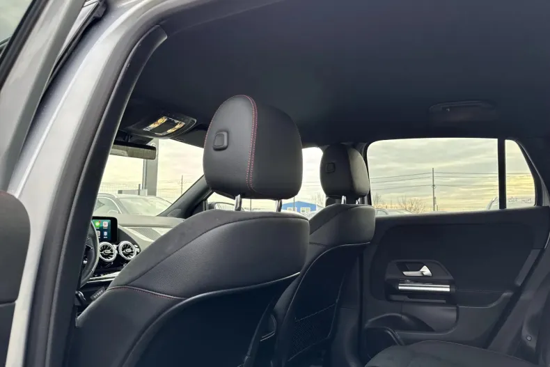 Mercedes-Benz GLA din 2024 cu 4.360 km - oferta MER133505 - foto 15