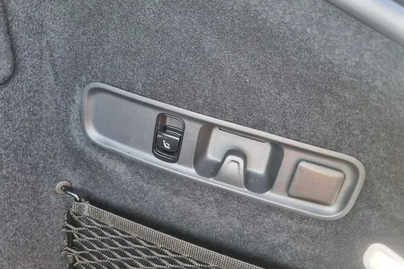 Mercedes-Benz AMG GT din 2024 cu 11.000 km - oferta MER133506 - foto 31