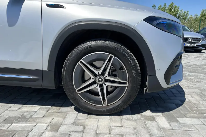 Mercedes-Benz EQB din 2022 cu 4.065 km - oferta MER133525 - foto 9