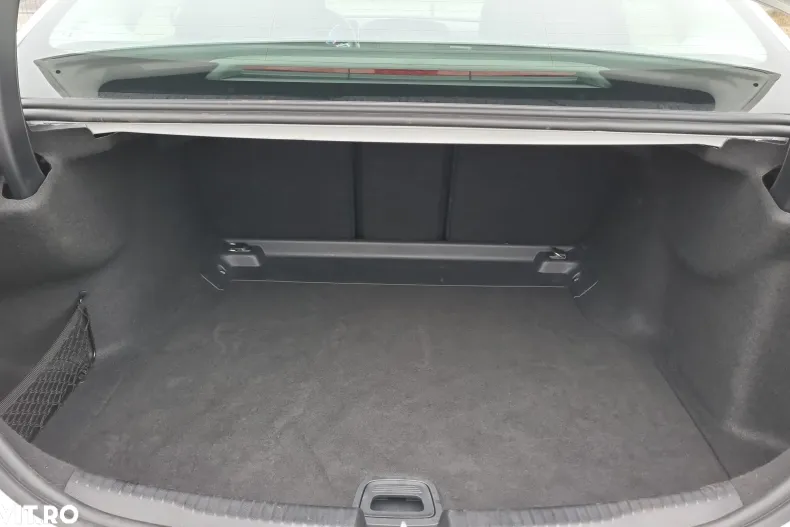 Mercedes-Benz C din 2021 cu 28.150 km - oferta MER133529 - foto 19