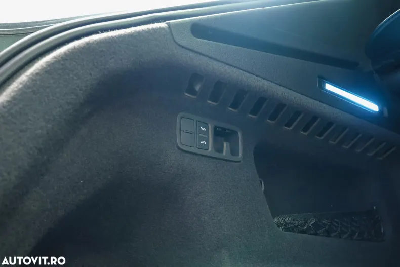 Audi Q8 din 2023 cu 78.900 km - oferta AUD133557 - foto 33