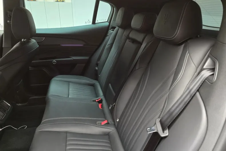 Maserati Grecale din 2022 cu 36.000 km - oferta MAS133563 - foto 20