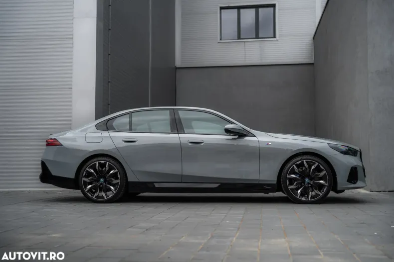 BMW i5 din 2023 cu 20 km - oferta BMW133564 - foto 2