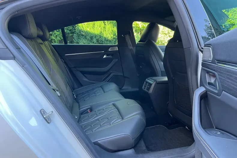 Peugeot 508 din 2019 cu 121.700 km - oferta PEU133565 - foto 9