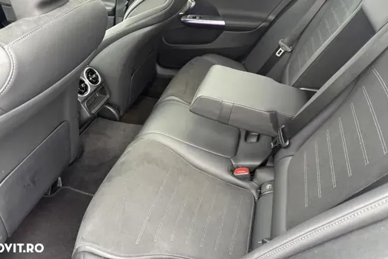 Mercedes-Benz C din 2024 cu 4.500 km - oferta MER133583 - foto 19