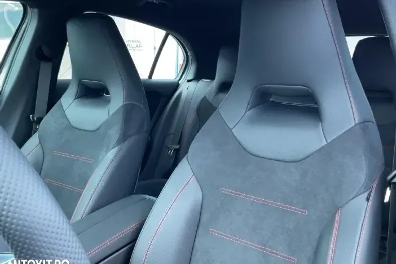 Mercedes-Benz A 250 din 2023 cu 3.710 km - oferta MER133589 - foto 9