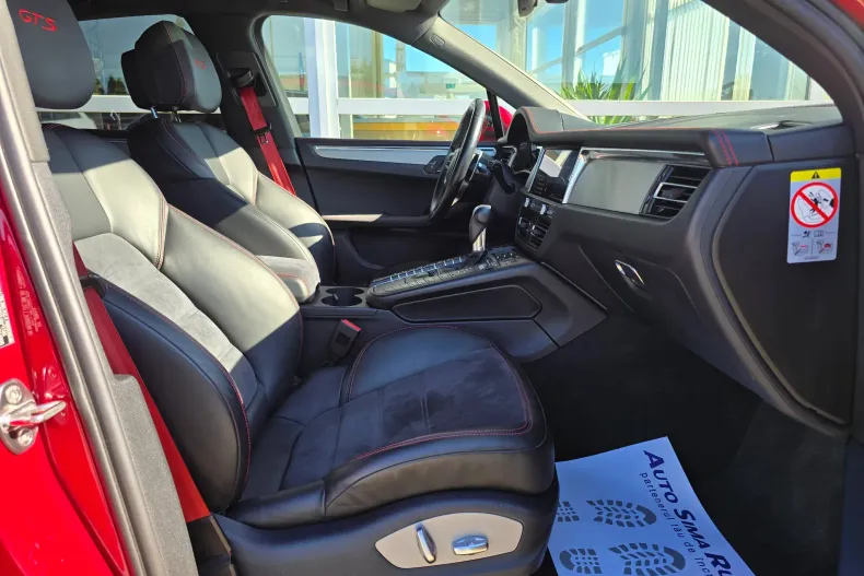 Porsche Macan din 2021 cu 72.773 km - oferta POR133610 - foto 10