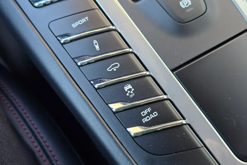 Porsche Macan din 2021 cu 72.773 km - oferta POR133610 - foto 29