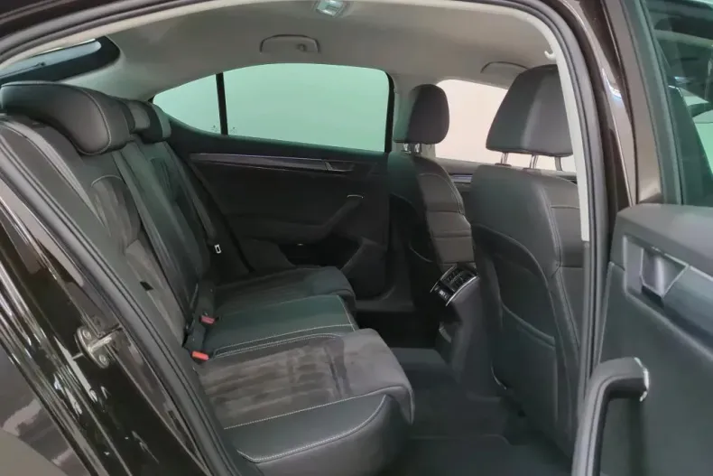 Skoda Superb din 2021 cu 129.652 km - oferta SKO133626 - foto 7