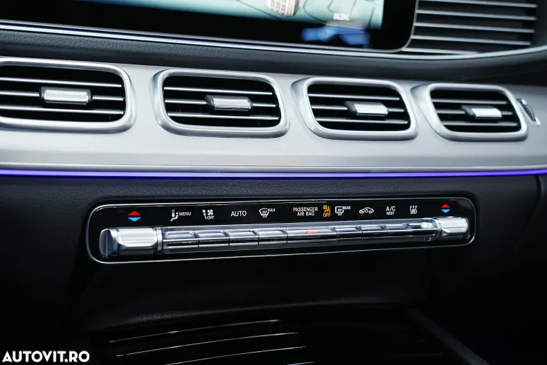 Mercedes-Benz GLE din 2024 cu 8.990 km - oferta MER133639 - foto 31