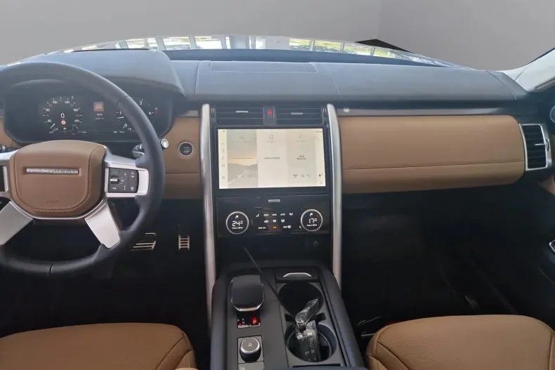 Land Rover Discovery din 2025 cu 5.000 km - oferta LAN133686 - foto 10