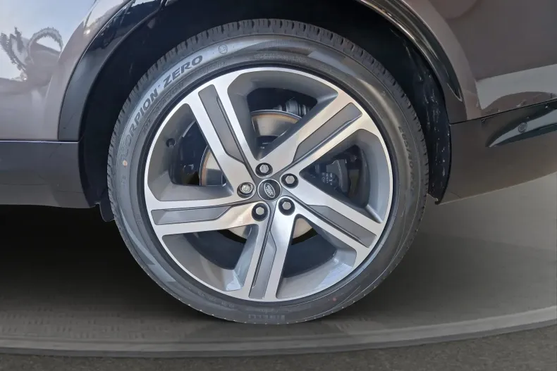 Land Rover Discovery din 2025 cu 5.000 km - oferta LAN133686 - foto 17