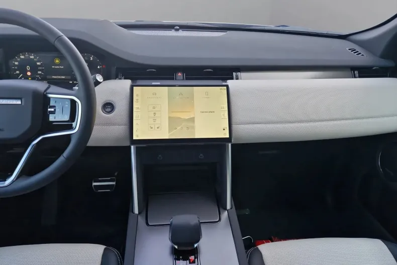 Land Rover Discovery Sport din 2024 cu 15 km - oferta LAN133687 - foto 10