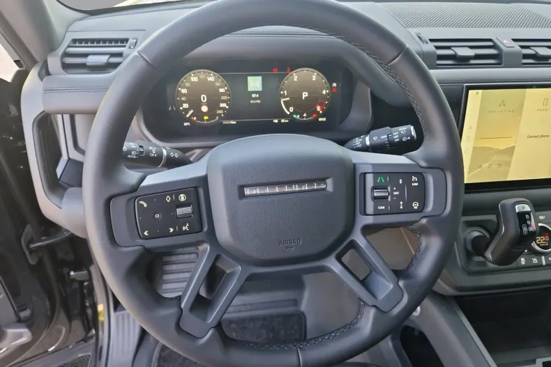 Land Rover Defender din 2024 cu 1.500 km - oferta LAN133688 - foto 10