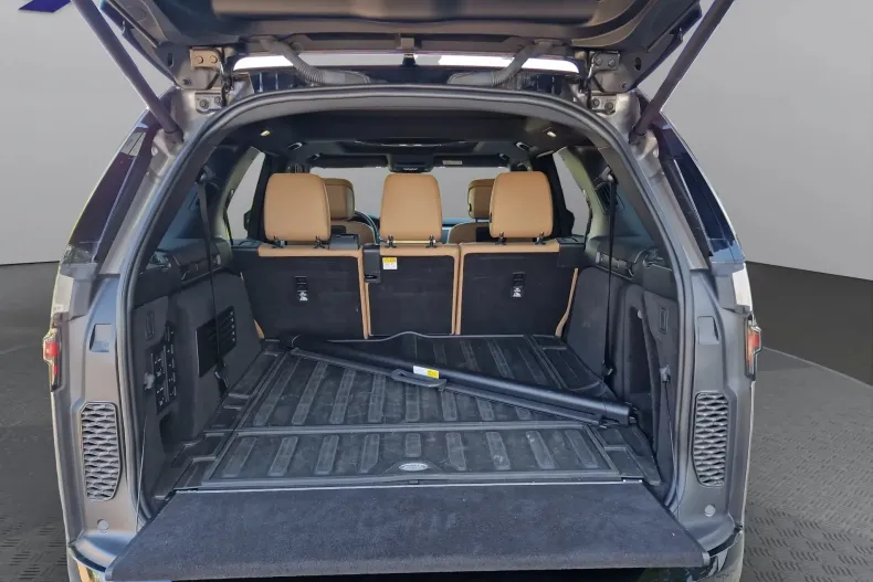 Land Rover Discovery din 2022 cu 17.000 km - oferta LAN133689 - foto 16