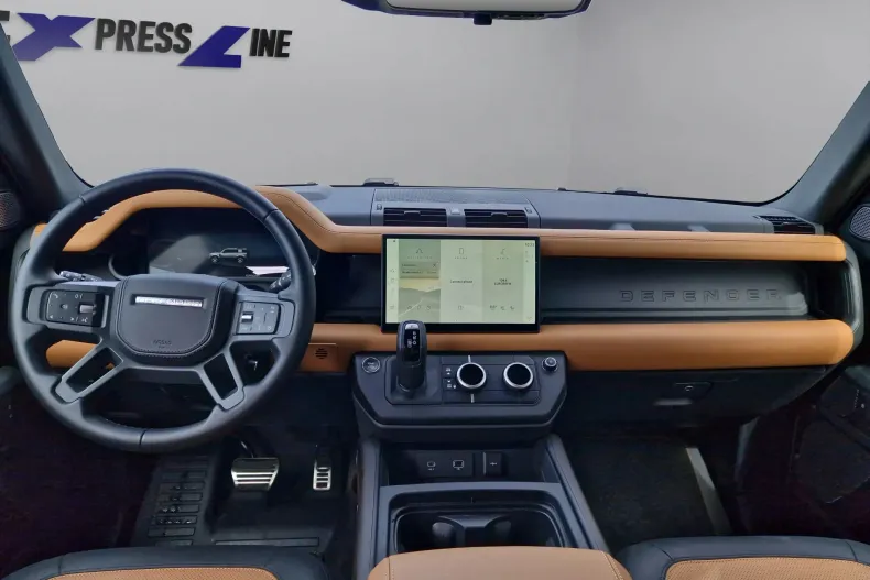 Land Rover Defender din 2024 cu 8.500 km - oferta LAN133690 - foto 12