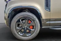 Land Rover Defender din 2024 cu 8.500 km - oferta LAN133690 - foto 14