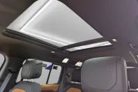 Land Rover Defender din 2024 cu 8.500 km - oferta LAN133690 - foto 18