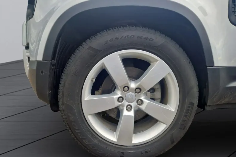 Land Rover Defender din 2020 cu 110.000 km - oferta LAN133691 - foto 8