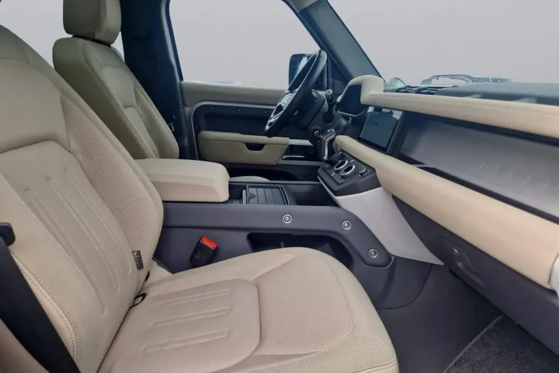 Land Rover Defender din 2020 cu 110.000 km - oferta LAN133691 - foto 13