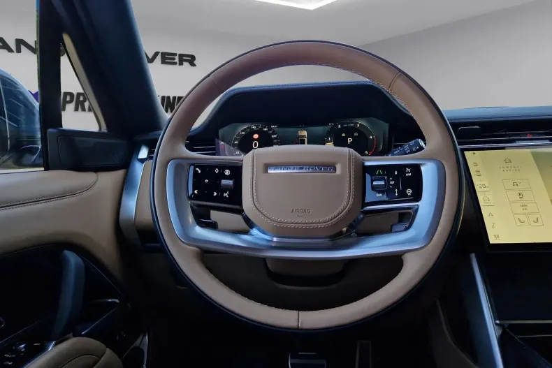 Land Rover Range Rover din 2024 cu 4.500 km - oferta LAN133693 - foto 10