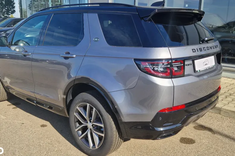 Land Rover Discovery Sport din 2024 cu 2.500 km - oferta LAN133697 - foto 3