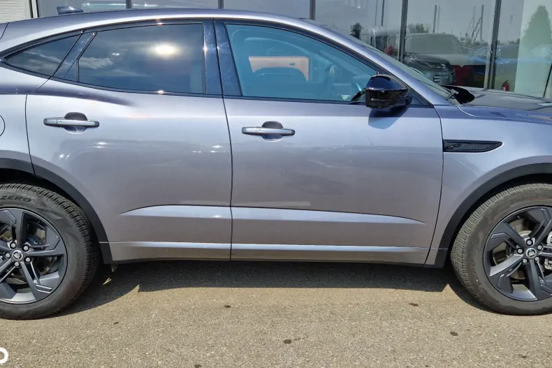 Jaguar E-Pace din 2023 cu 5.000 km - oferta JAG133699 - foto 3