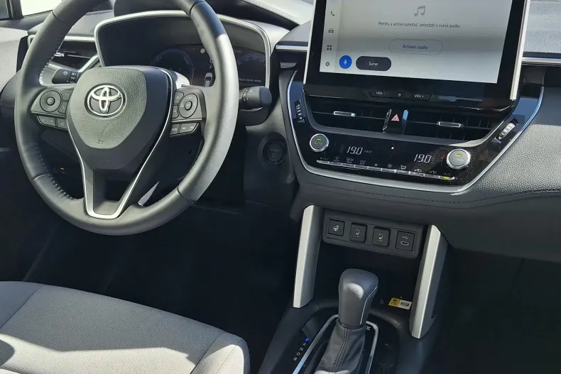 Toyota Corolla Cross din 2024 cu 1.200 km - oferta TOY133714 - foto 14