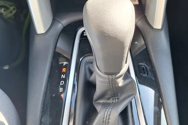 Toyota Corolla Cross din 2024 cu 1.200 km - oferta TOY133714 - foto 20