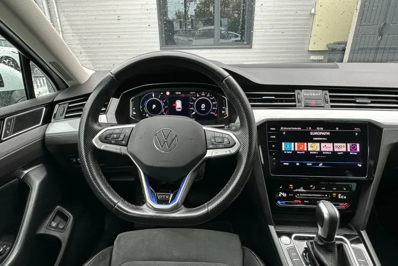 Volkswagen Passat din 2023 cu 108.971 km - oferta VOL133716 - foto 9