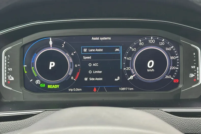 Volkswagen Passat din 2023 cu 108.971 km - oferta VOL133716 - foto 17