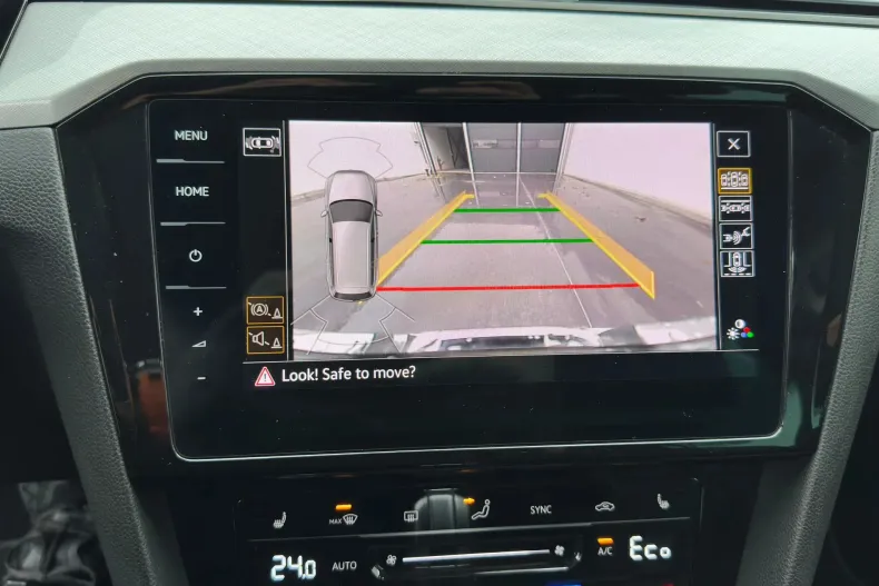 Volkswagen Passat din 2023 cu 108.971 km - oferta VOL133716 - foto 24