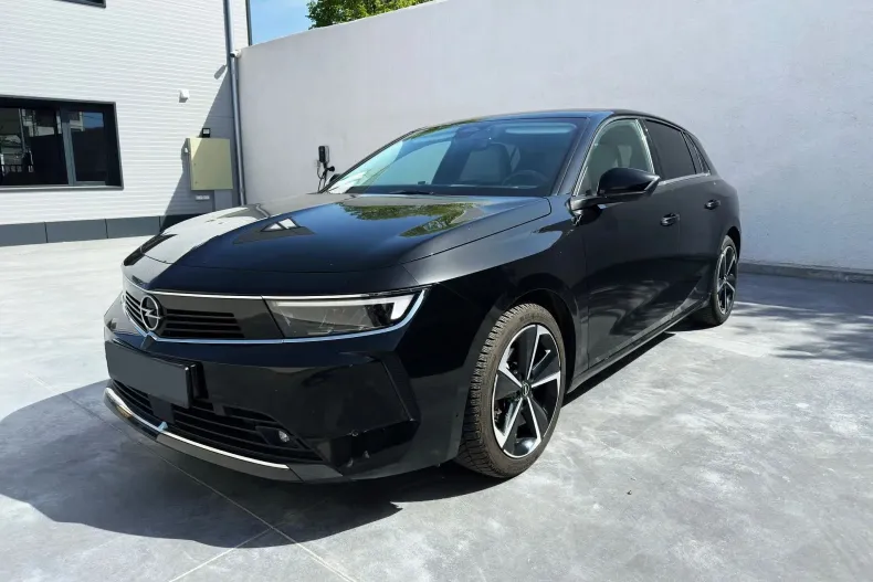 Opel Astra din 2023 cu 59.400 km - oferta OPE133724 - foto 1