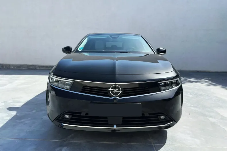 Opel Astra din 2023 cu 59.400 km - oferta OPE133724 - foto 2