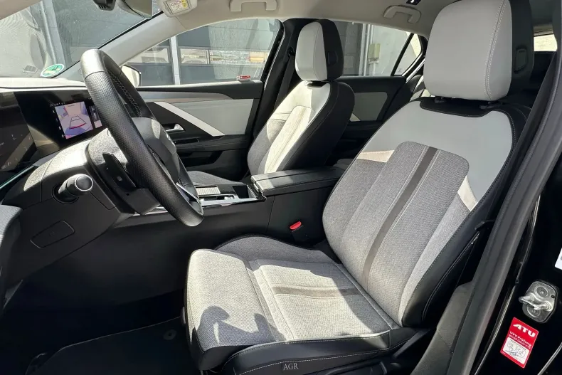 Opel Astra din 2023 cu 59.400 km - oferta OPE133724 - foto 11